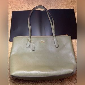 New Coach Zip Top Tote -Green